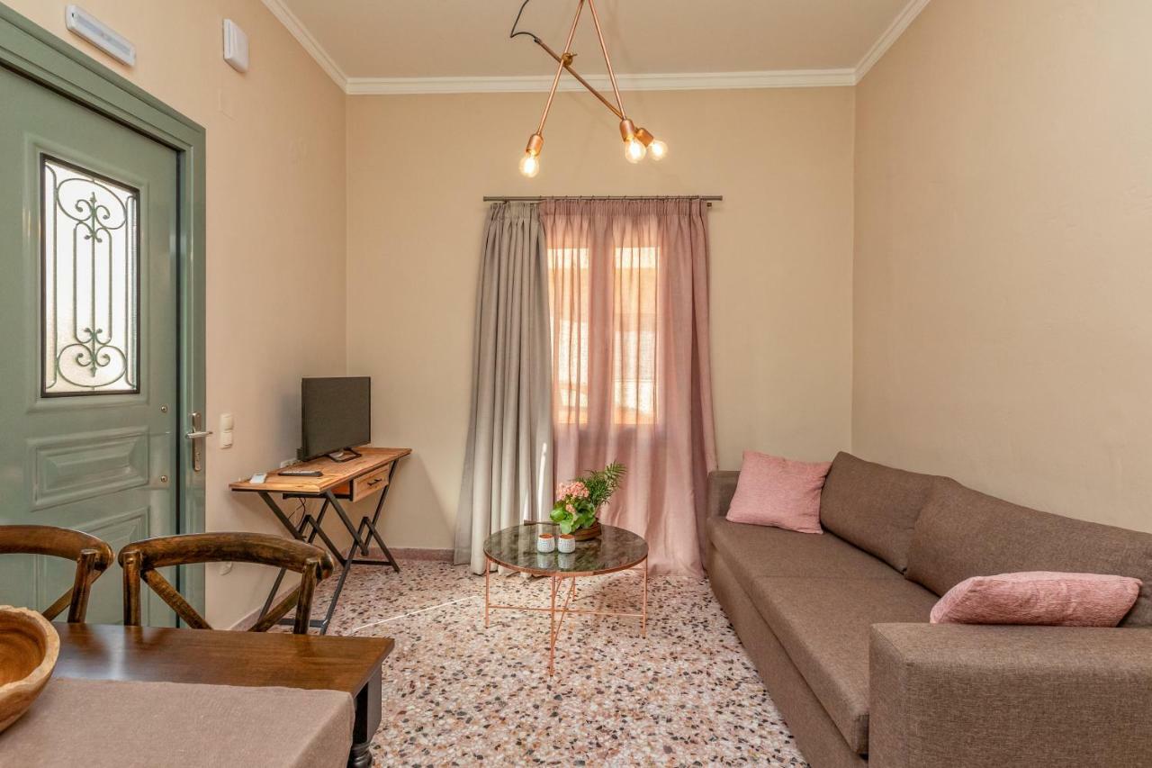 Aura Central Apartments Αργοστόλι Εξωτερικό φωτογραφία
