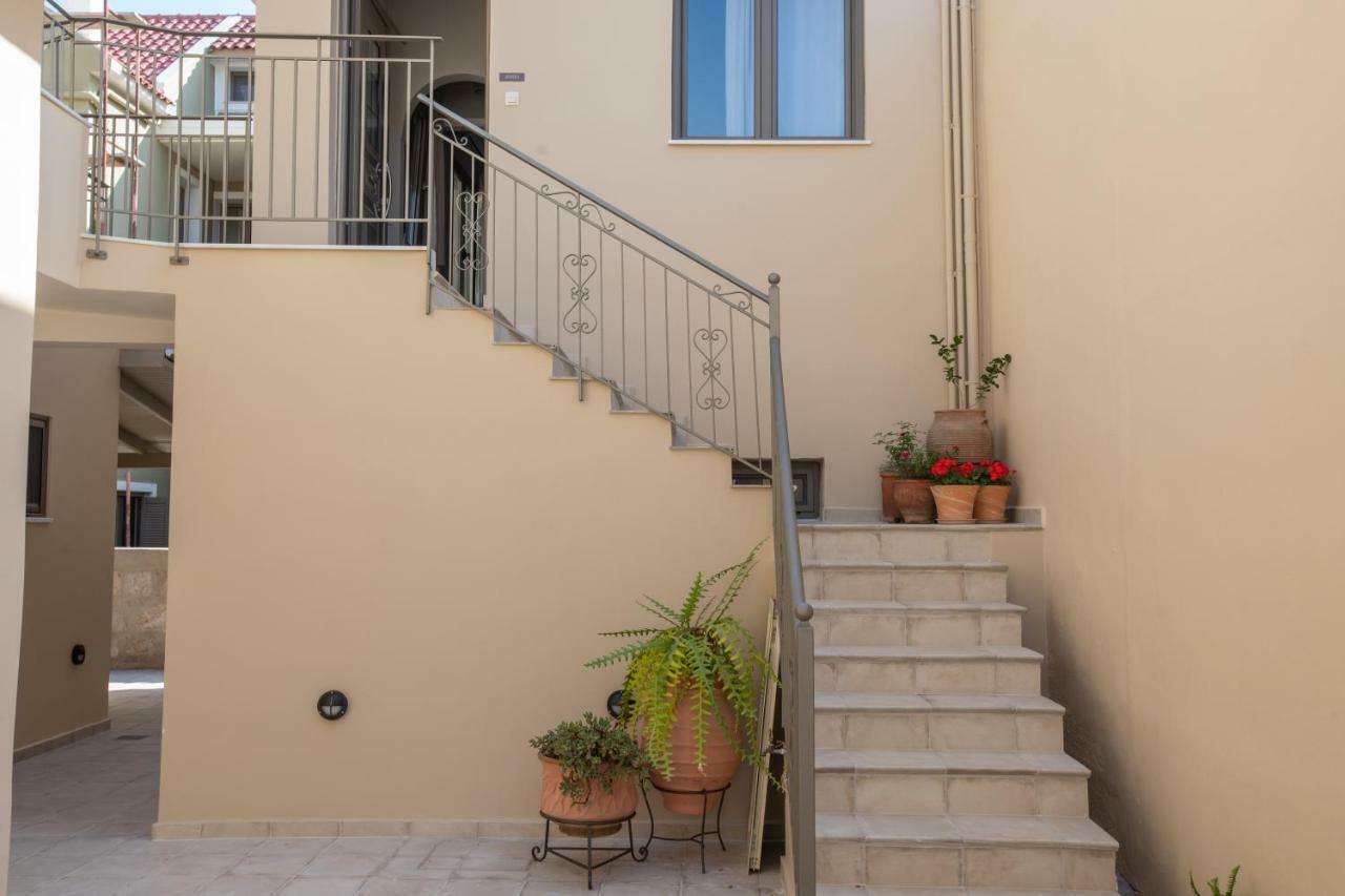 Aura Central Apartments Αργοστόλι Εξωτερικό φωτογραφία